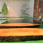 Dimitrovi Guesthouse - Peaceful Stay Near Beach With Garden, Sarafovo ゲストハウス 4*