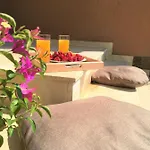 Dimitrovi Guesthouse - Peaceful Stay Near Beach With Garden, Sarafovo 4* ブルガス