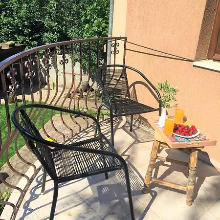Dimitrovi - Peaceful Near With Garden, Sarafovo Maison d'hôtes