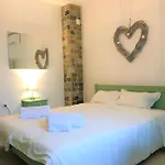 Dimitrovi - Peaceful Near With Garden, Sarafovo 4* Burgas