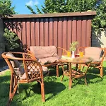 Dimitrovi - Peaceful Near With Garden, Sarafovo Guest house 4*