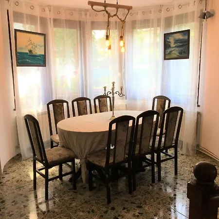 Dimitrovi - Peaceful Near With Garden, Sarafovo Burgas