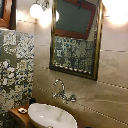 Guest house Dimitrovi - Peaceful Near With Garden, Sarafovo