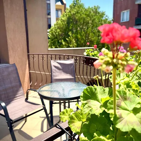 Dimitrovi - Peaceful Near With Garden, Sarafovo Guest house Burgas