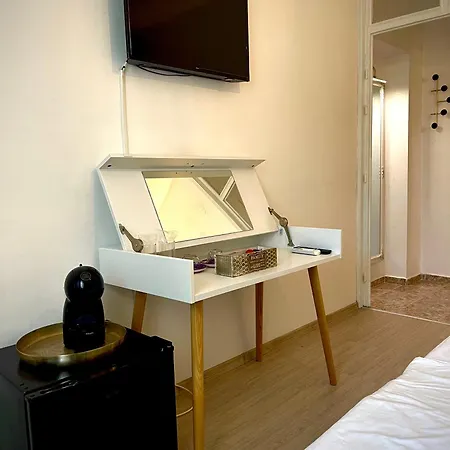 Guest house Dimitrovi - Peaceful Near With Garden, Sarafovo 3*
