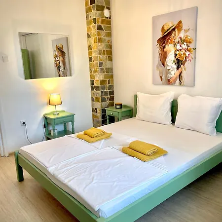 Dimitrovi - Peaceful Near With Garden, Sarafovo Бургас